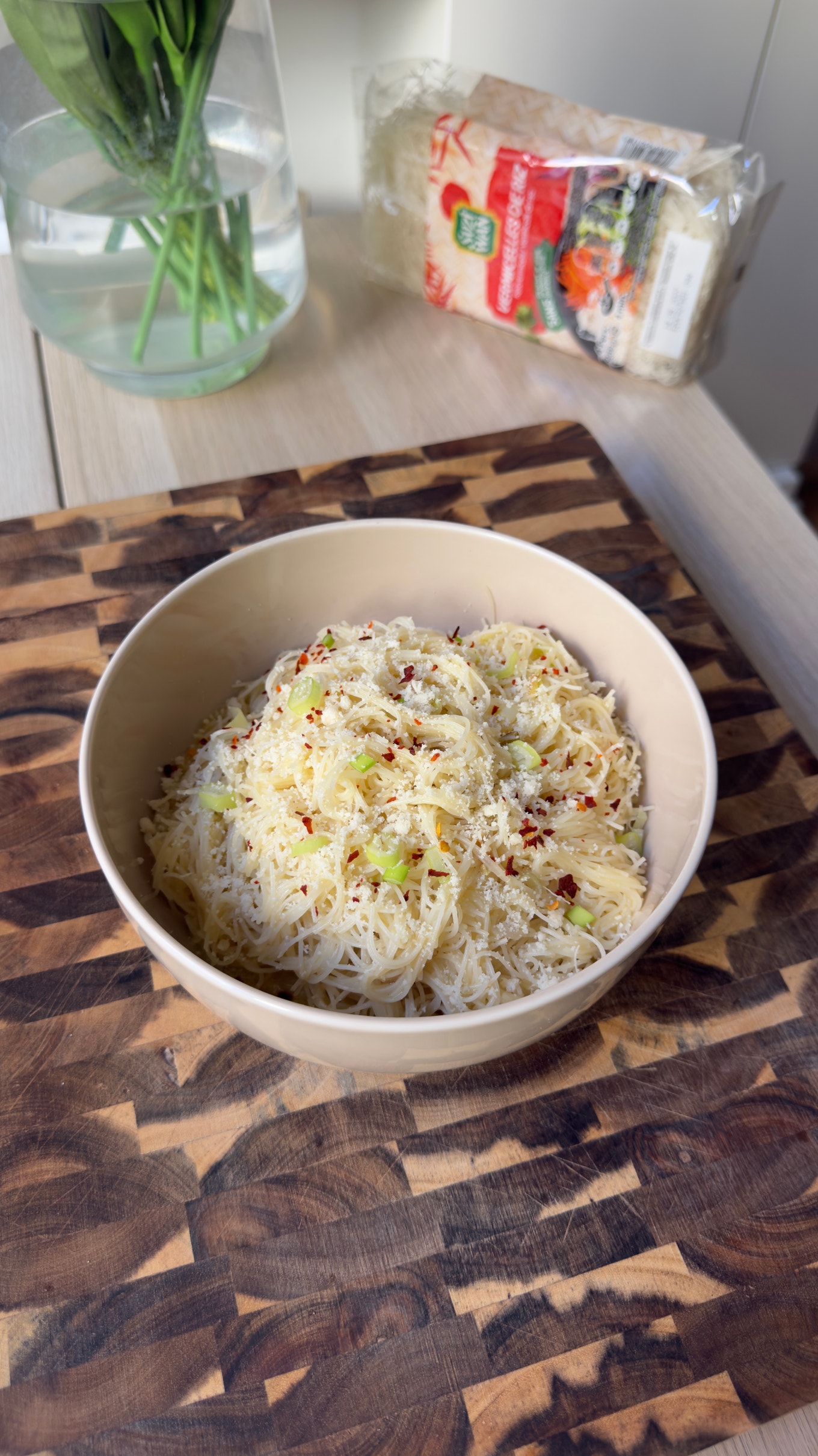 Vermicelli di riso “alla carbonara asiatica”
