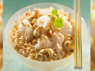 Filetti di merluzzo con riso basmati e anacardi